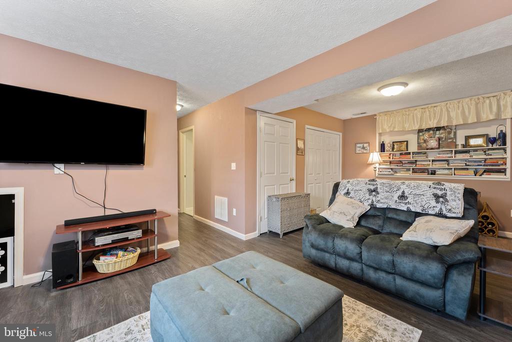 10735 ALLIE DRIVE