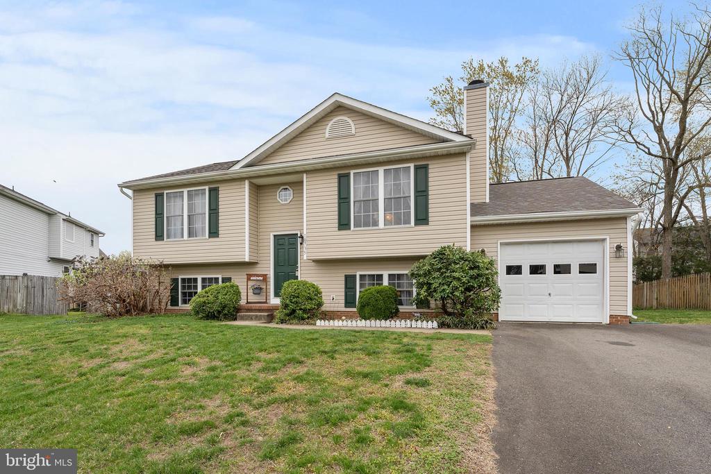 10735 ALLIE DRIVE