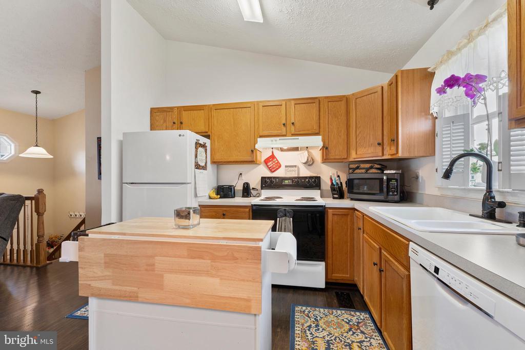 10735 ALLIE DRIVE