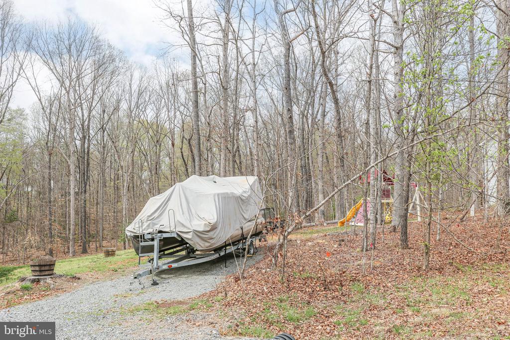 5223 WYNDEMERE CIRCLE