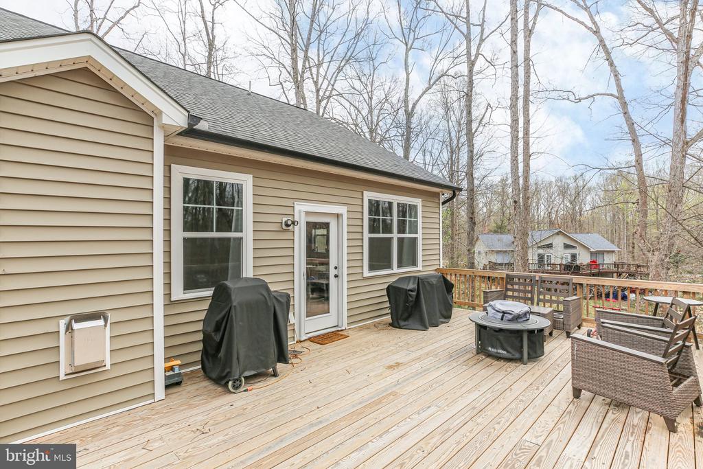 5223 WYNDEMERE CIRCLE