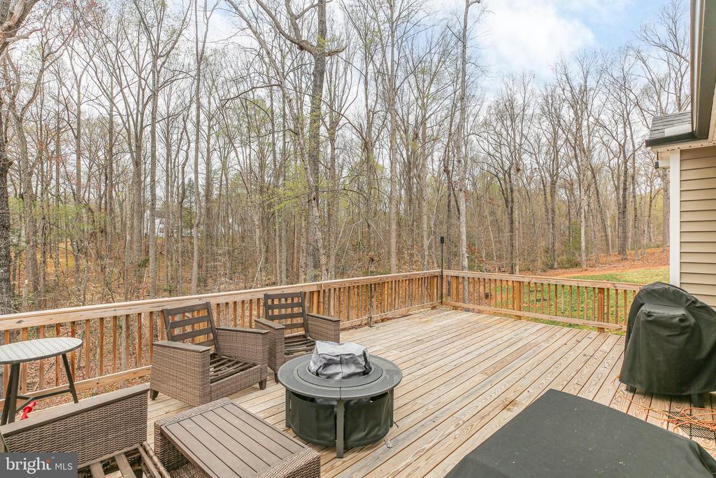 5223 WYNDEMERE CIRCLE