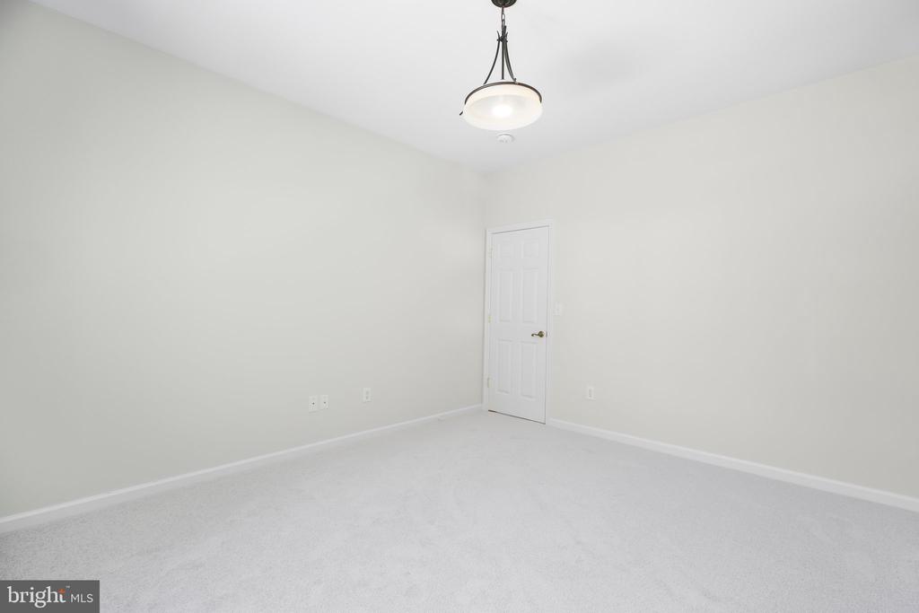 6400 QUIET POND COURT
