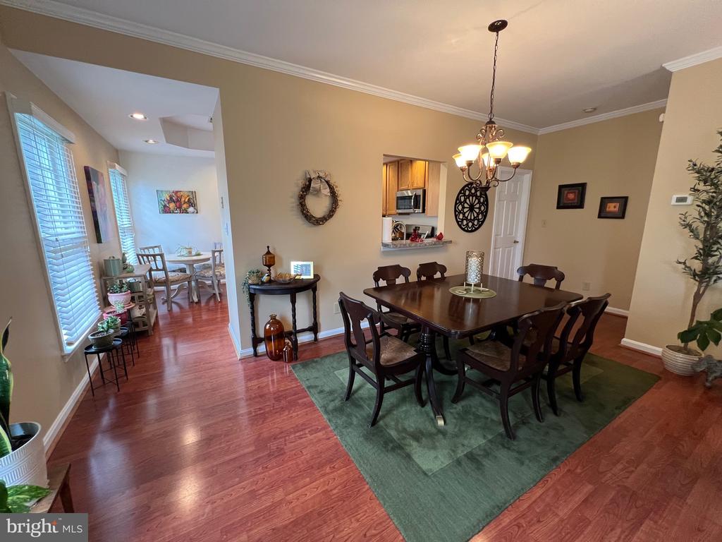 11204 LYNCHBURG DRIVE