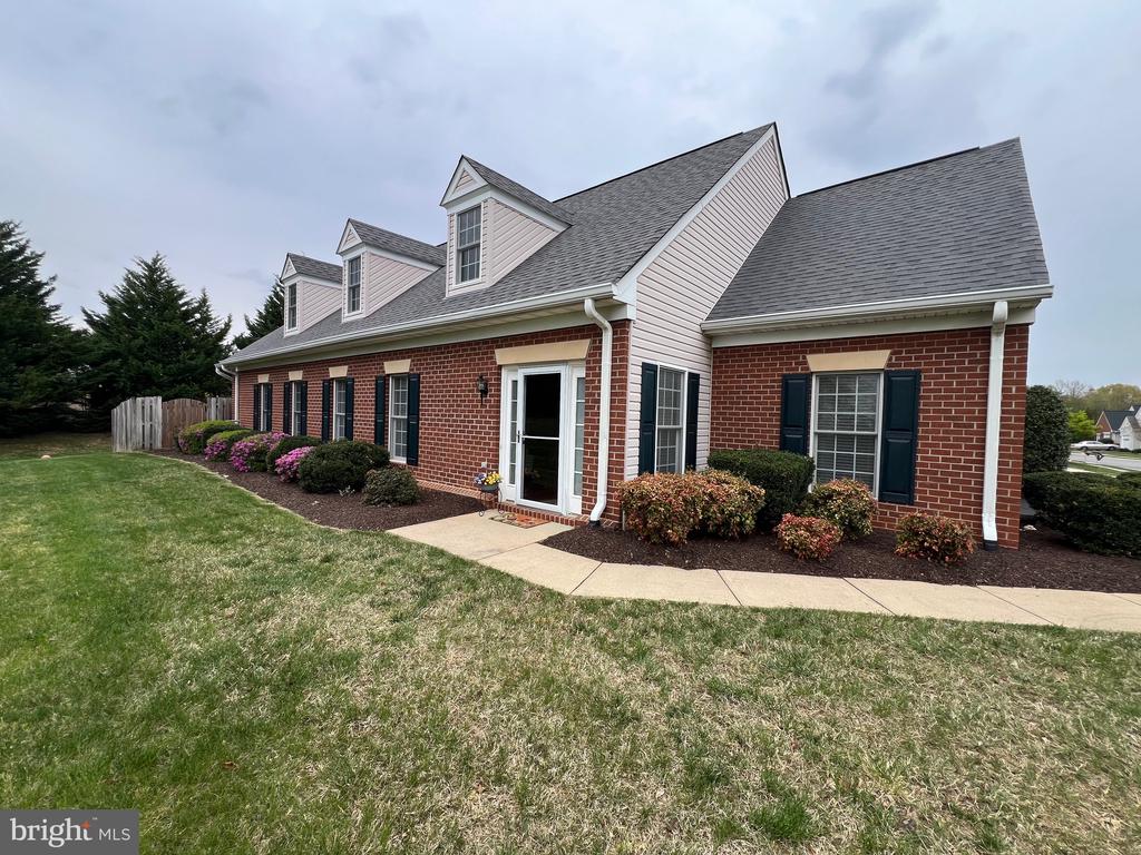 11204 LYNCHBURG DRIVE