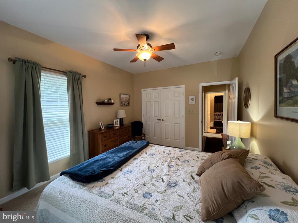 11204 LYNCHBURG DRIVE