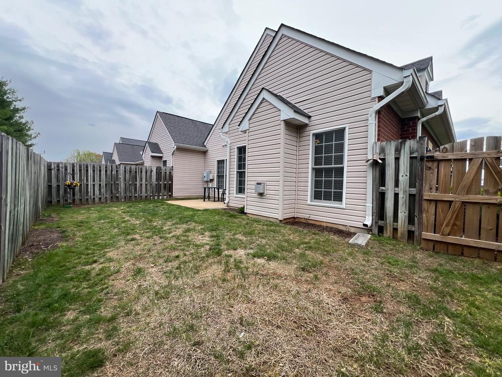 11204 LYNCHBURG DRIVE
