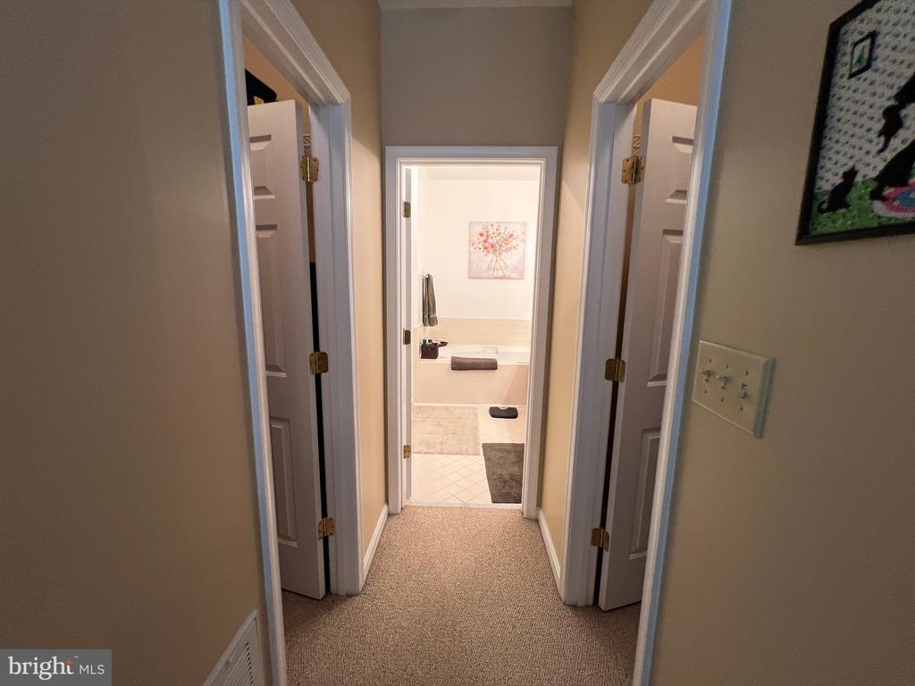 11204 LYNCHBURG DRIVE