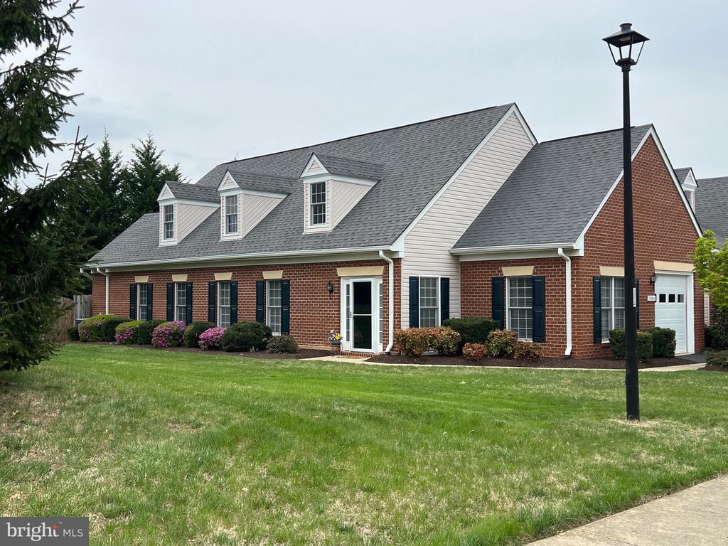11204 LYNCHBURG DRIVE