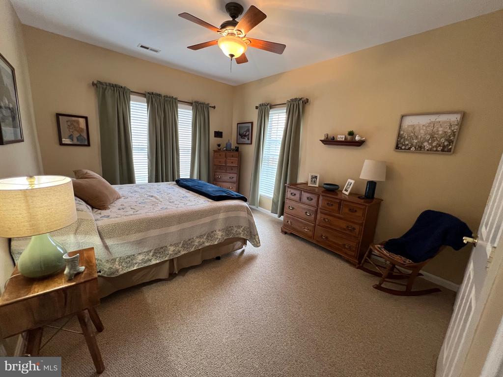 11204 LYNCHBURG DRIVE