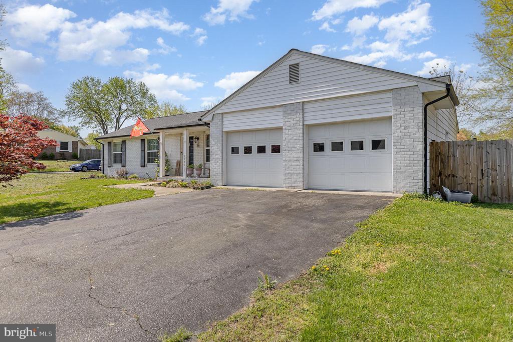 5115 MACNAMARA DRIVE