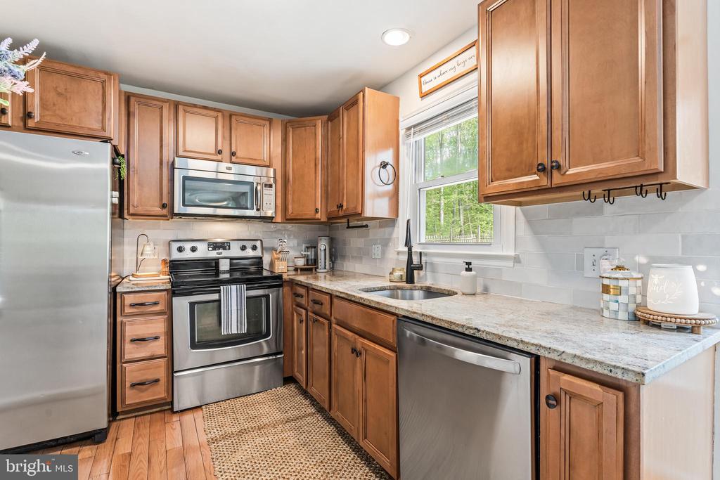 10824 HEATHERWOOD DRIVE