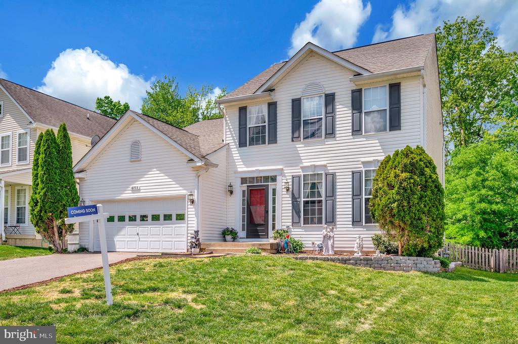 6733 AVERETT COURT