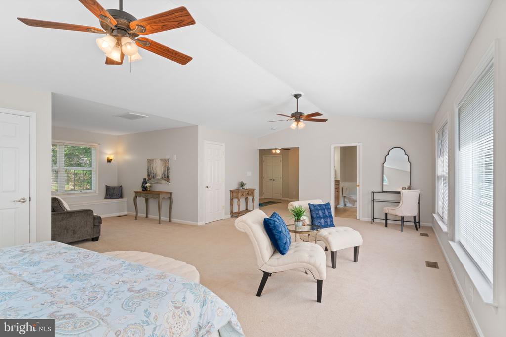 12800 PICKETT COURT