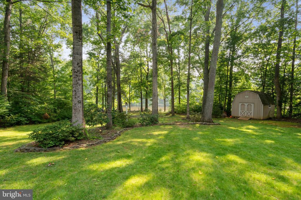 12800 PICKETT COURT