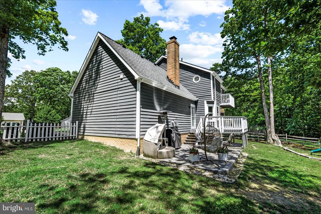 3809 RAYNOLD COURT