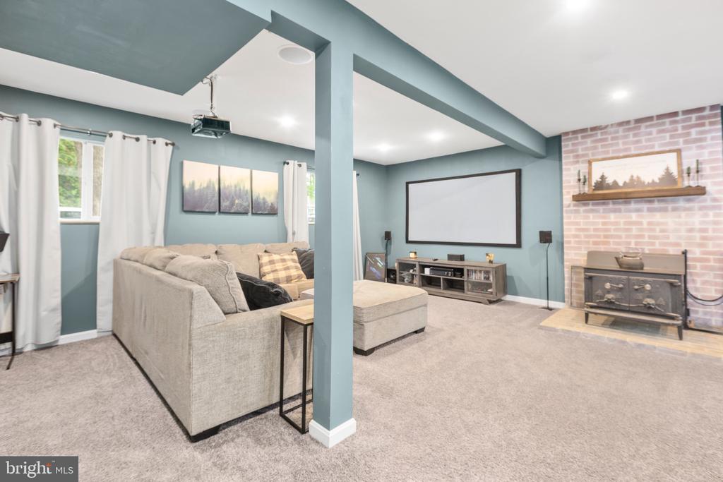 6807 WILD TURKEY DRIVE