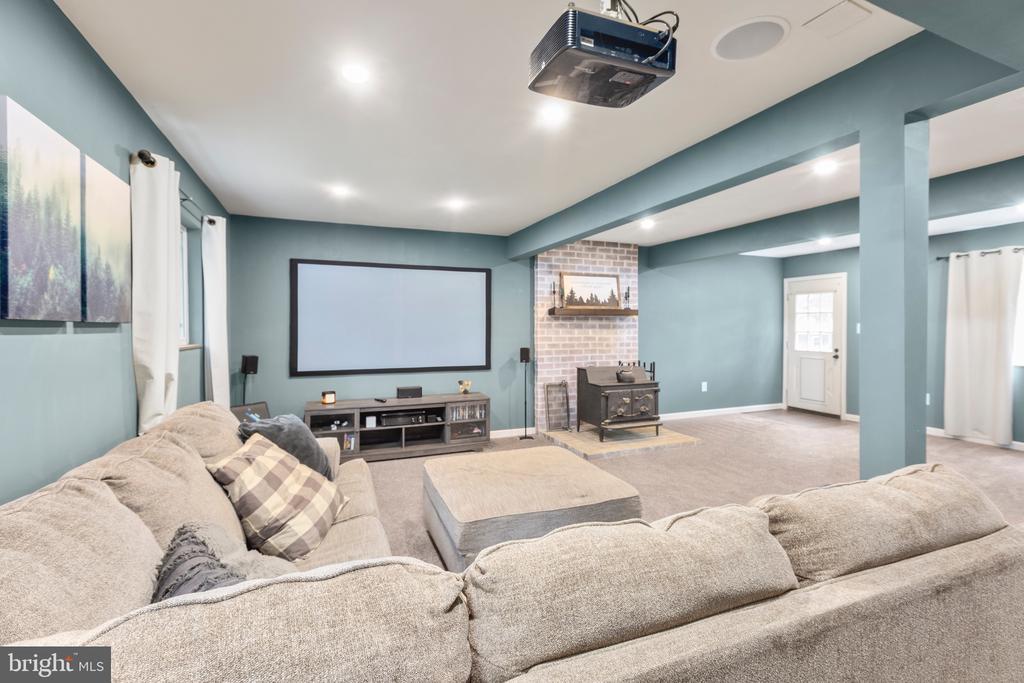 6807 WILD TURKEY DRIVE