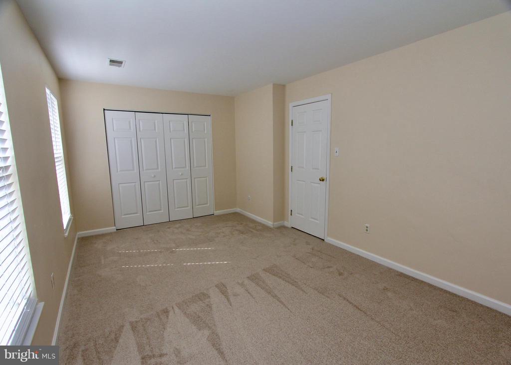 9600 BECKER COURT