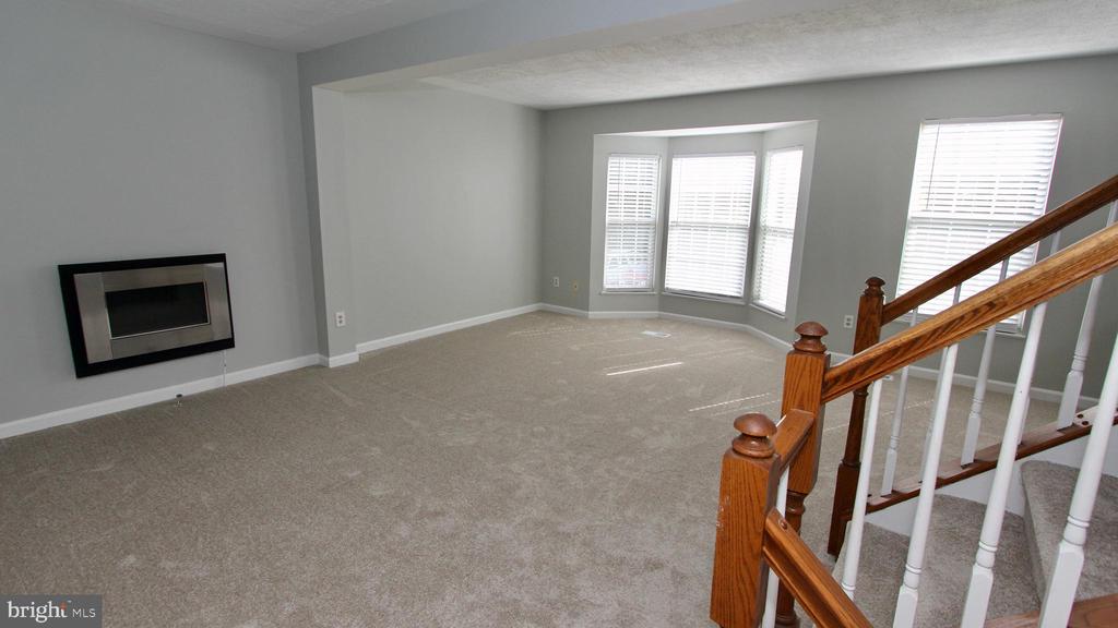 9600 BECKER COURT