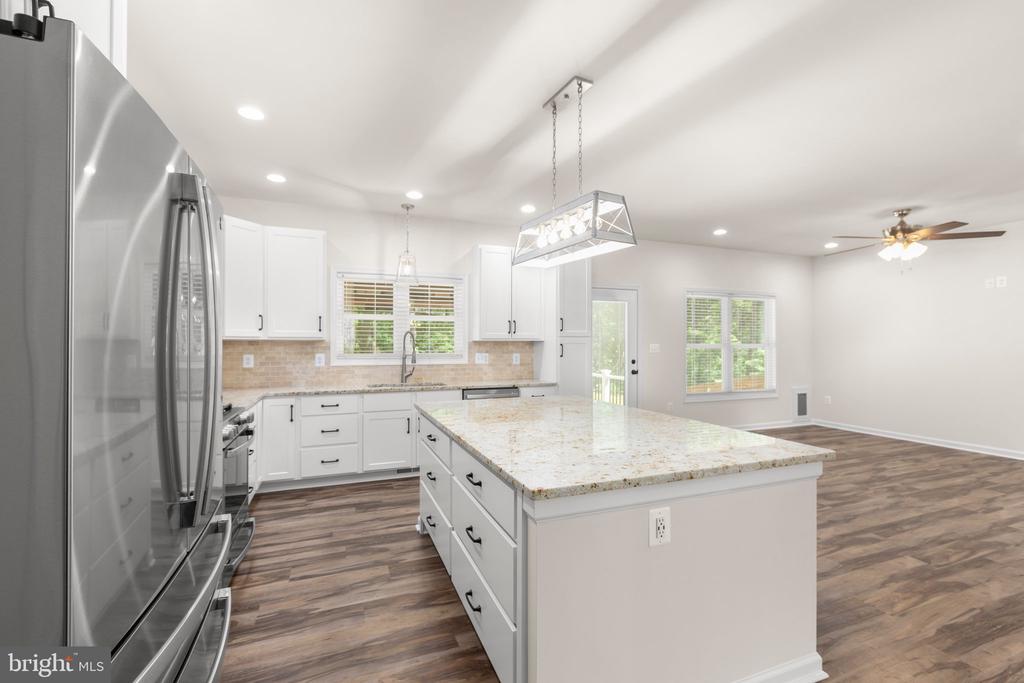 4301 CREIGHTON LANE