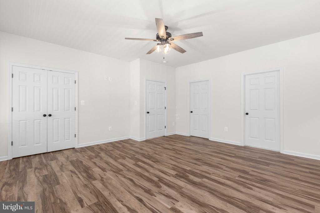 4301 CREIGHTON LANE