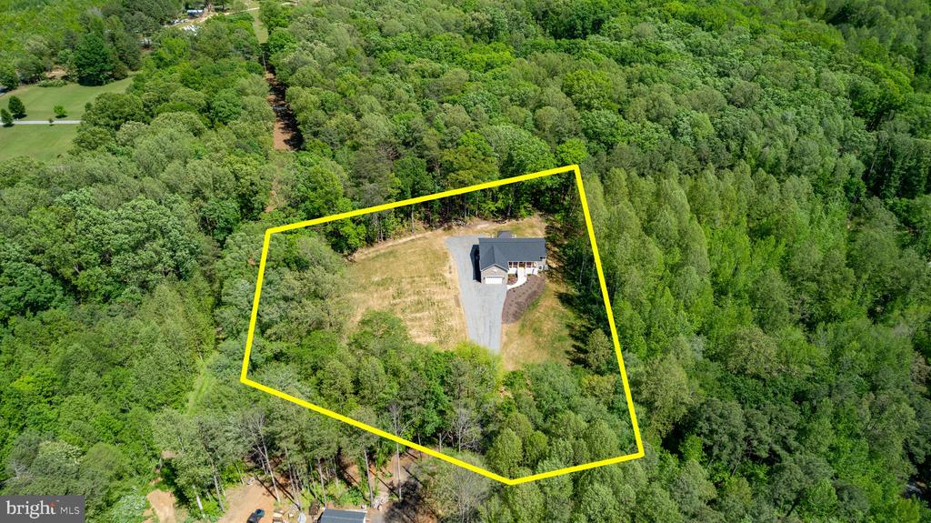 4301 CREIGHTON LANE