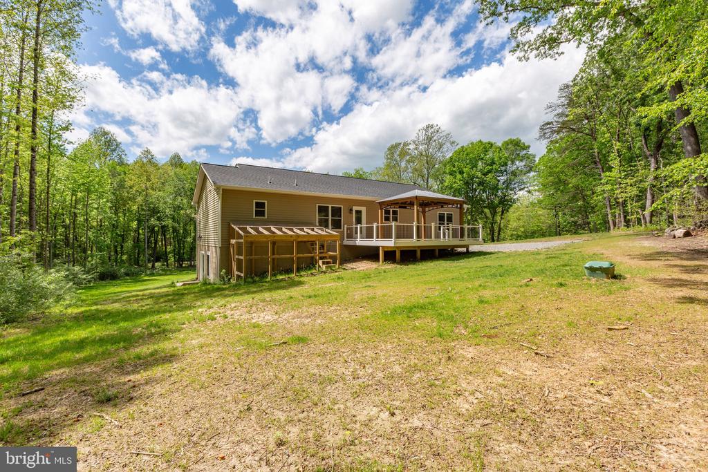 4301 CREIGHTON LANE
