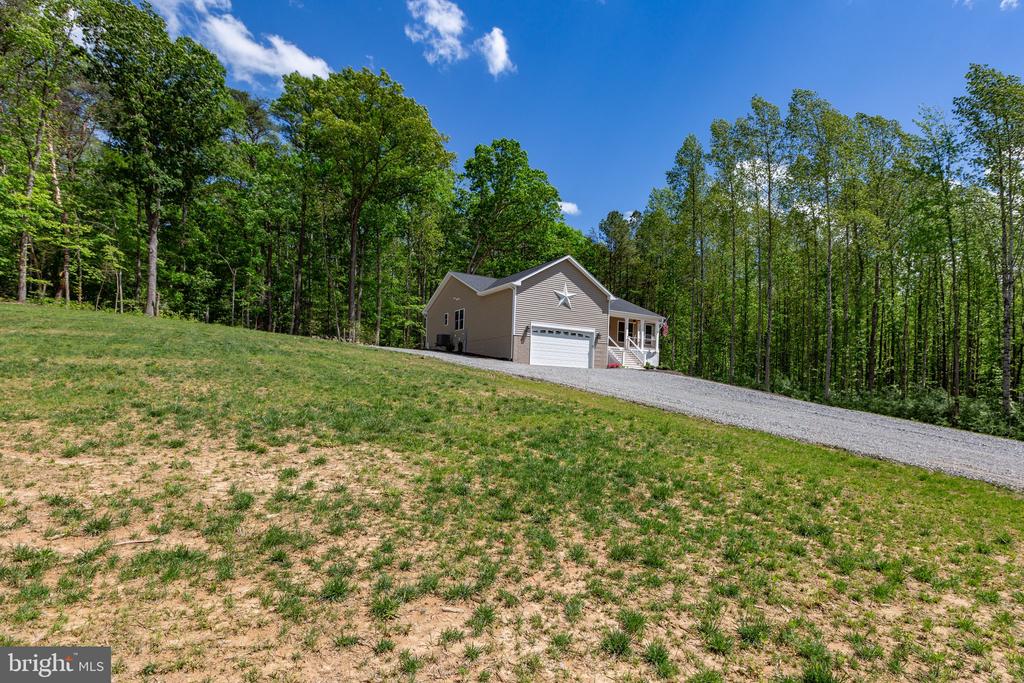 4301 CREIGHTON LANE