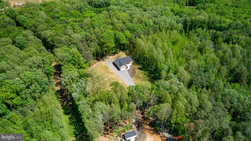 4301 CREIGHTON LANE