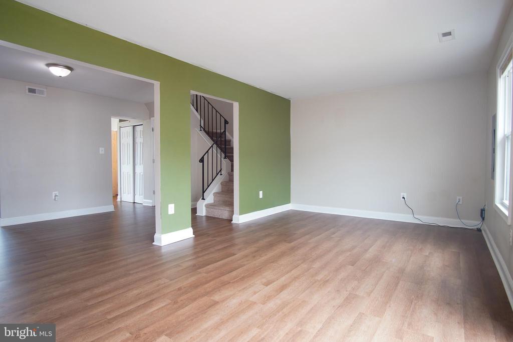 2909 BRIARWOOD LANE