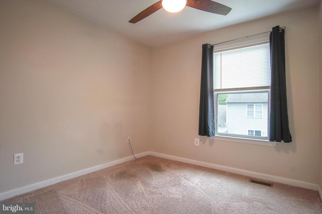 2909 BRIARWOOD LANE