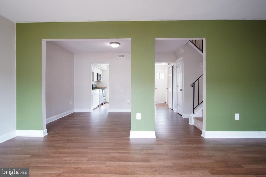 2909 BRIARWOOD LANE