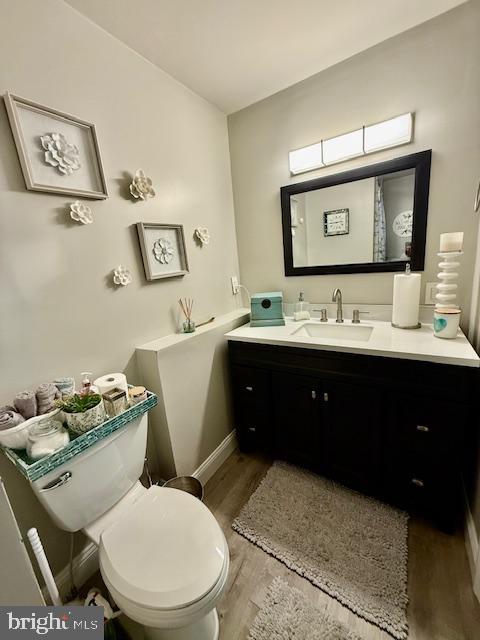 10703 MOCKINGBIRD LANE