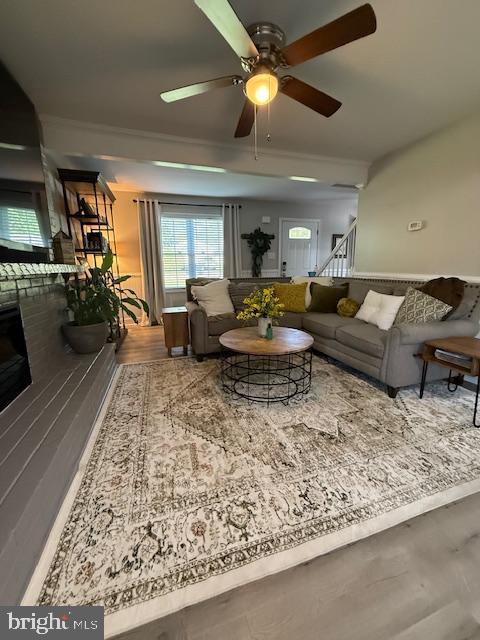 10703 MOCKINGBIRD LANE