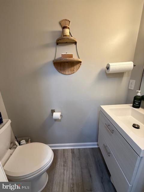 10703 MOCKINGBIRD LANE