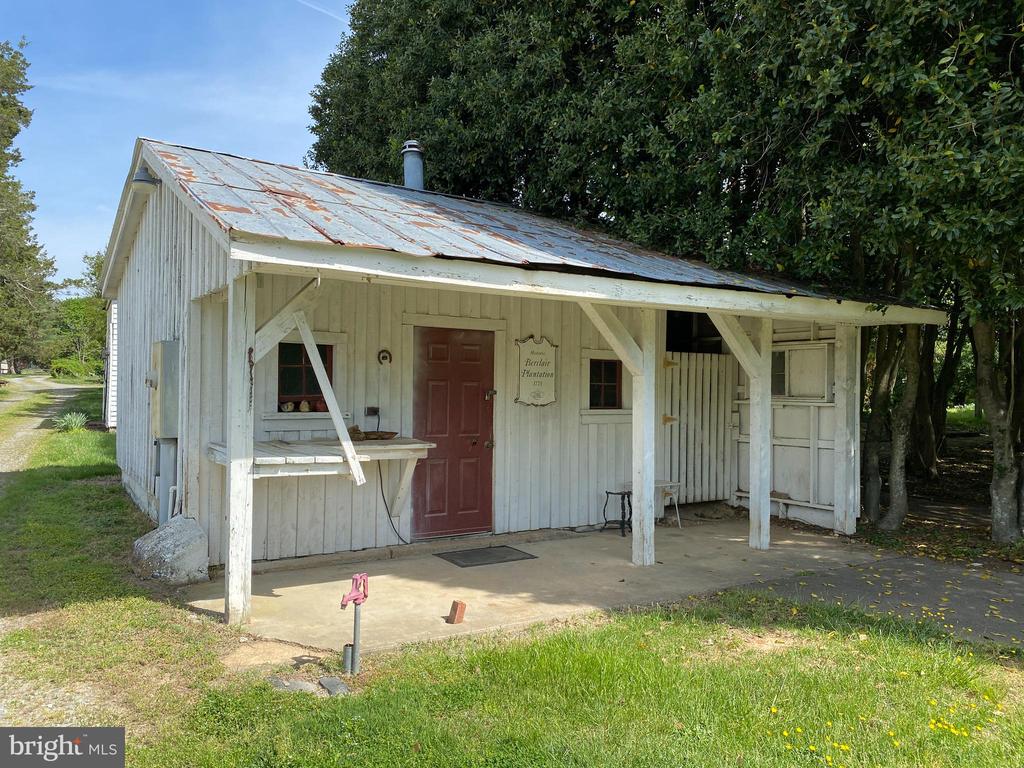 5110 BERCLAIR PLANTATION LANE