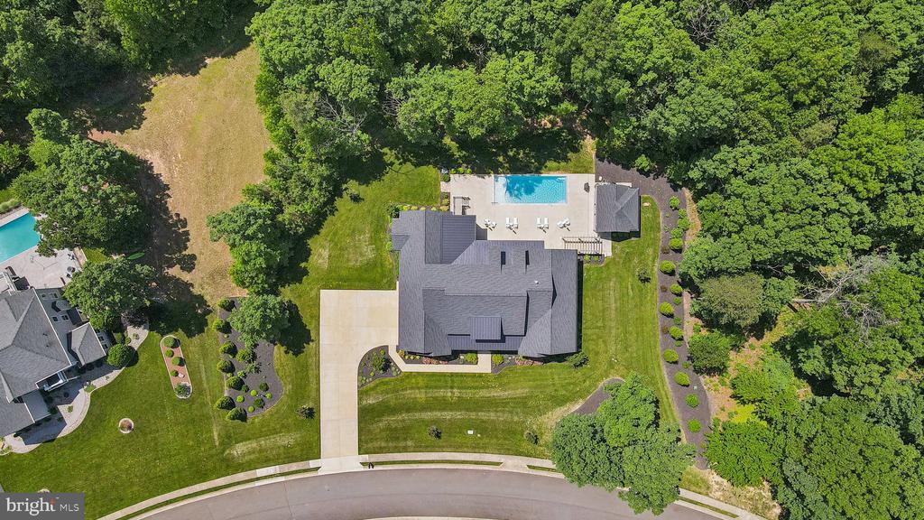 11206 PRESWICK LANE