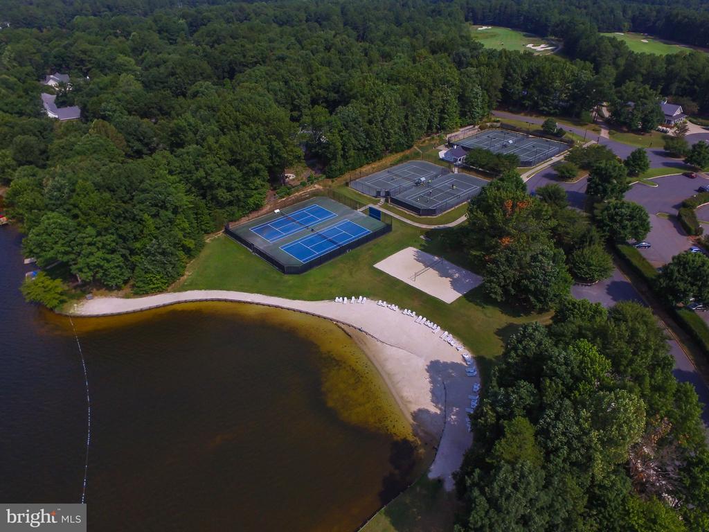 11206 PRESWICK LANE