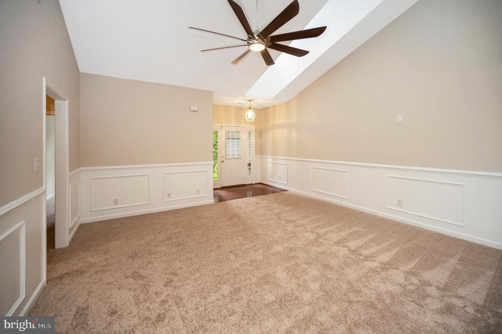 7015 RADFORD DRIVE