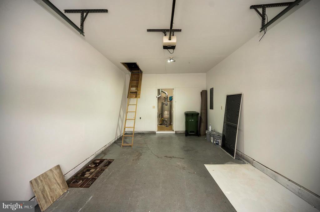7015 RADFORD DRIVE