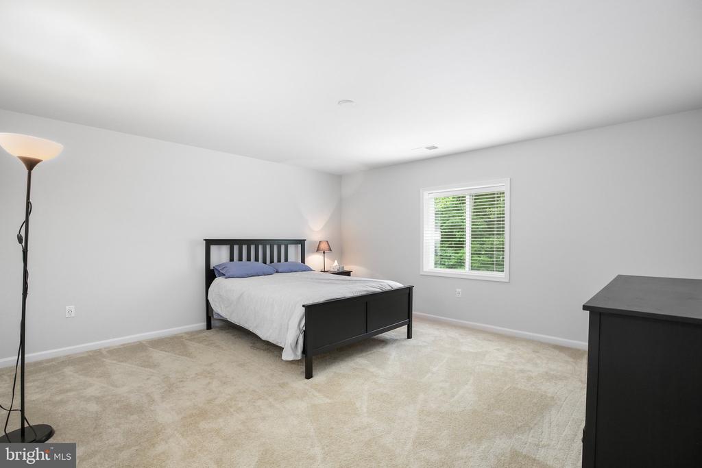 8722 WILMORE LANE