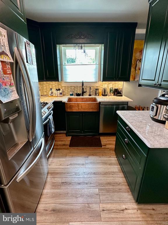 183 BEND FARM ROAD B