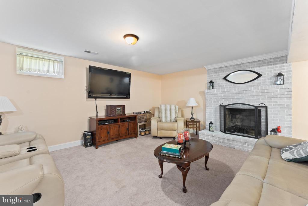 10411 GORDON ROAD