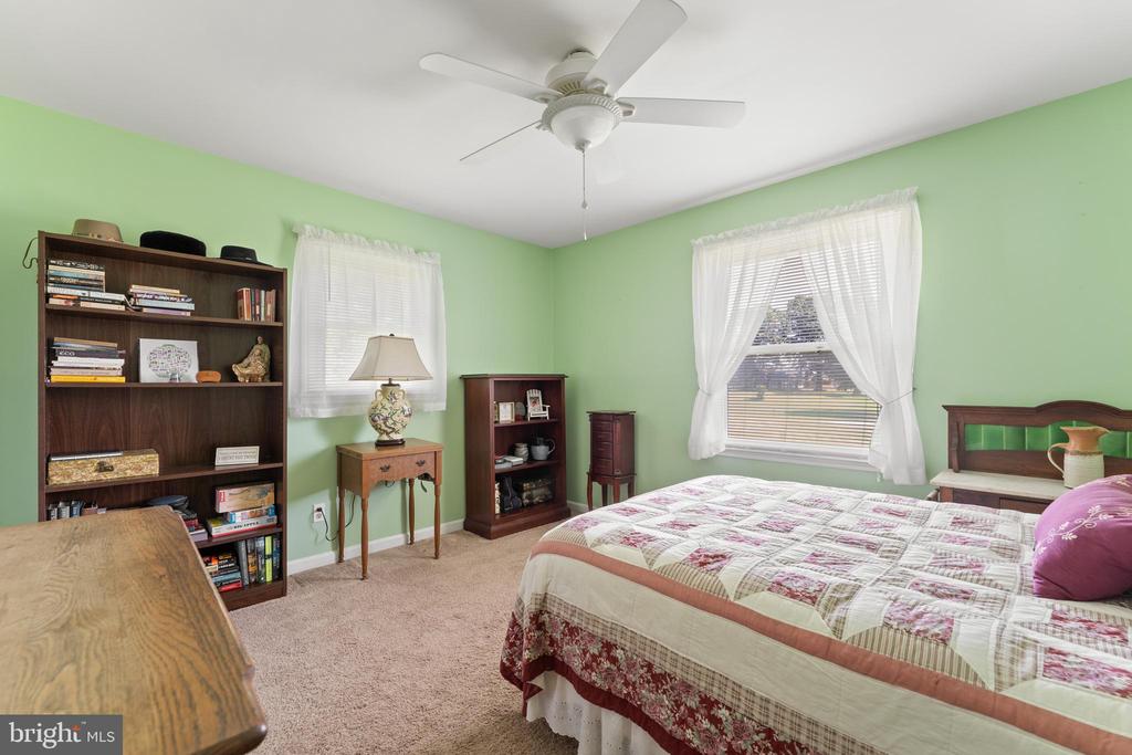 10411 GORDON ROAD