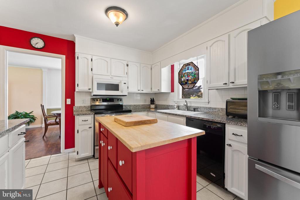 10411 GORDON ROAD