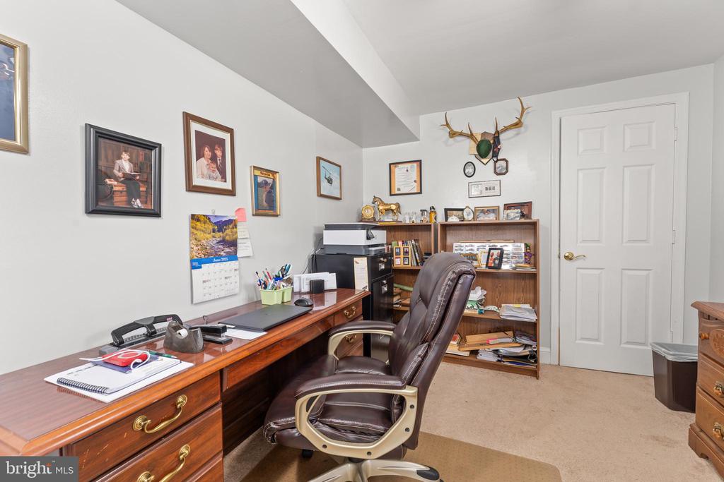 10411 GORDON ROAD
