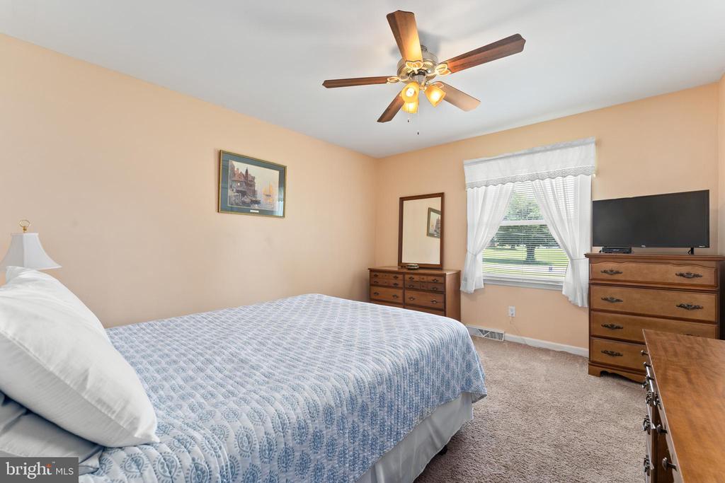 10411 GORDON ROAD