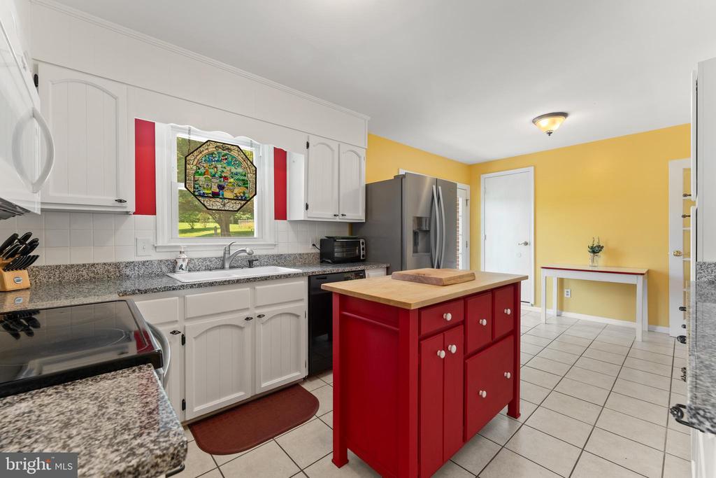 10411 GORDON ROAD