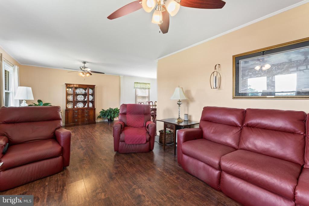 10411 GORDON ROAD